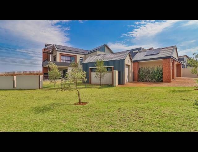 4 BEDROOM HOUSE FOR SALE IN MIDSTREAM HEIGHTS